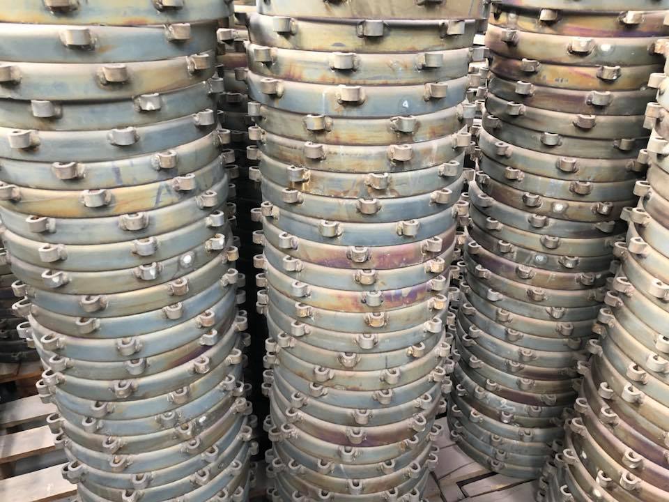 Flanged bearing ends before